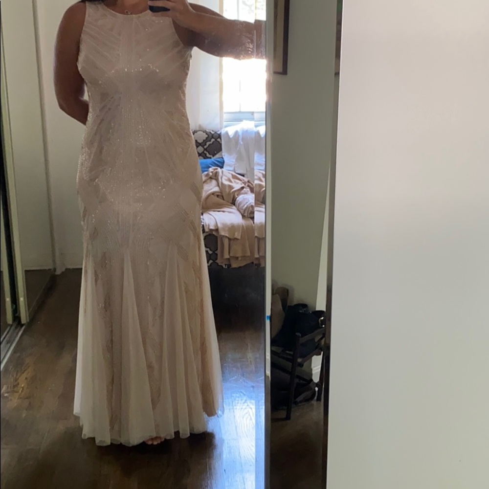 Adrianna papell Art Deco gown